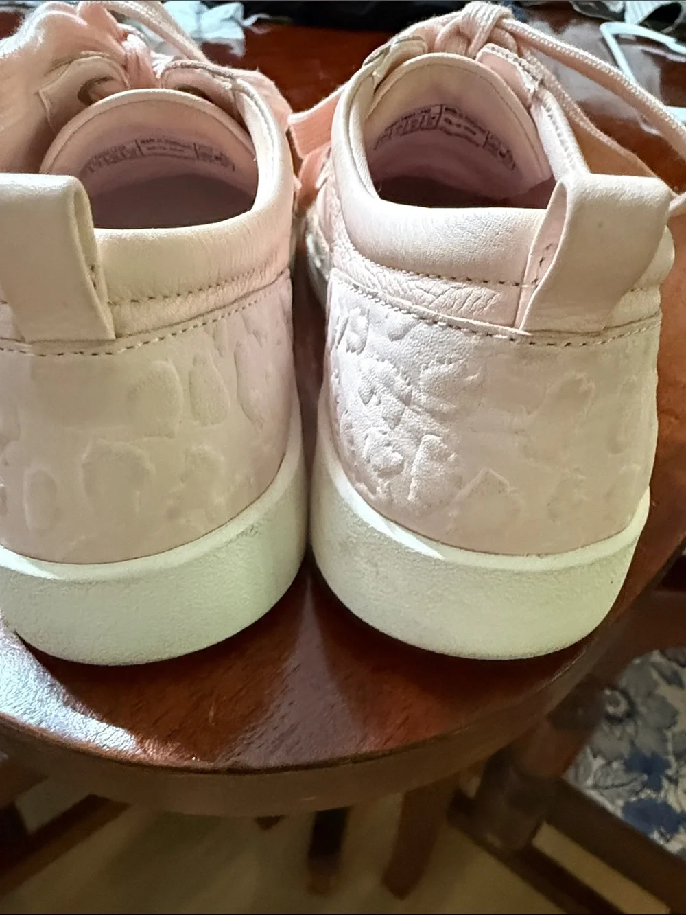 Vionic Winny leather sneakers